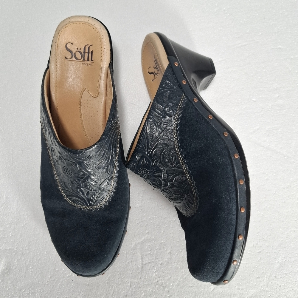 Sofft Navy Blue Embossed Mules